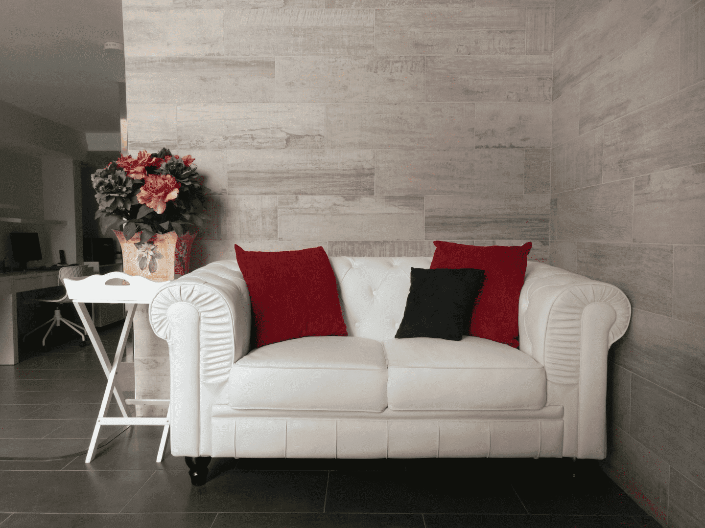 sketch-1554718104005